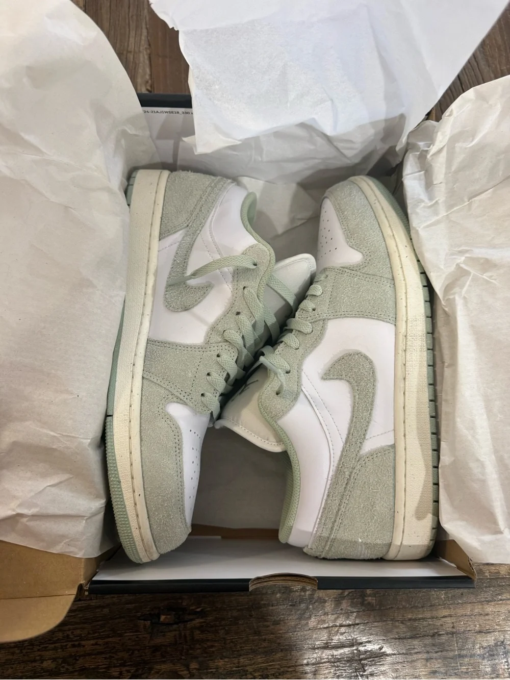 Nike Air Jordan 1 Low SE 